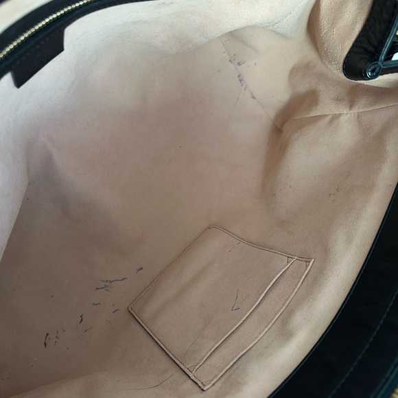 Gucci Black Leather Shoulder Bag - Picture 17 of 17